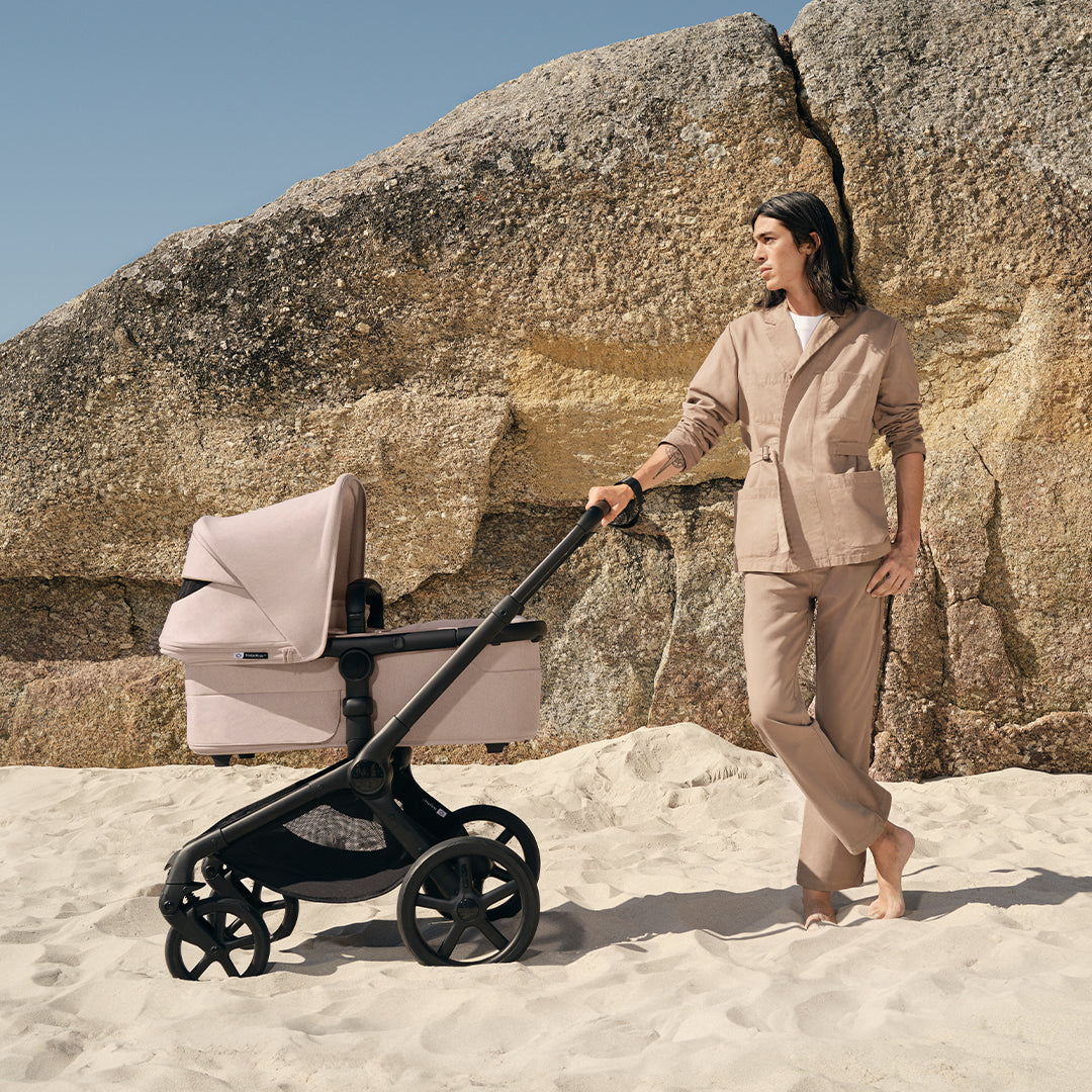 Bugaboo Fox 5 Renew Complete & Free Bugaboo Giraffe Baby Rocker - Black/Desert Taupe Melange